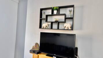 Exclusive House | Television