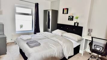 Exclusive House | 4 bedrooms, free WiFi