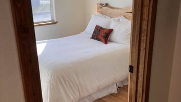 1 bedroom, in-room safe, travel crib, free WiFi