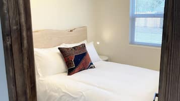 1 bedroom, in-room safe, travel cot, free WiFi
