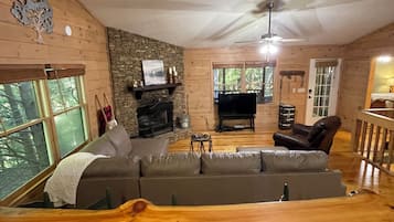 Smart TV, fireplace, video games, DVD player