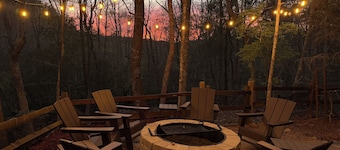Creekfront Cabin with Waterfall. Hot Tub, Fire Pit, Gameroom, and more.