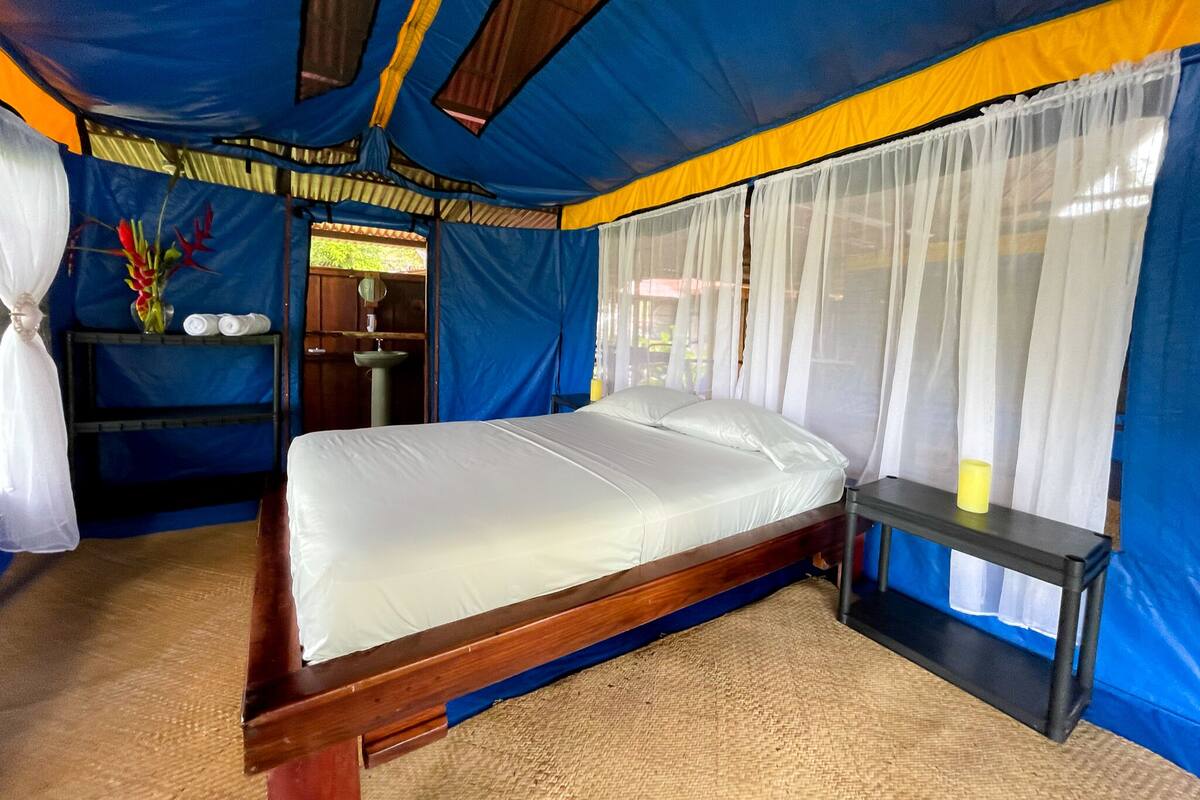 Comfort Tent, Multiple Beds, Pool View | Free WiFi, bed sheets