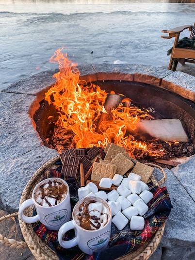 Welcome to Louann Lodge! A Lakefront Retreat!