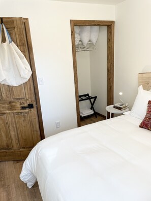 1 bedroom, in-room safe, travel cot, free WiFi