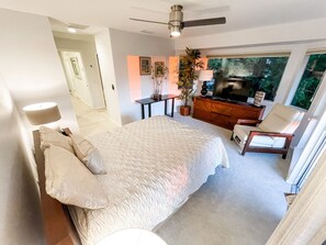 3 bedrooms, travel cot, free WiFi, bed sheets