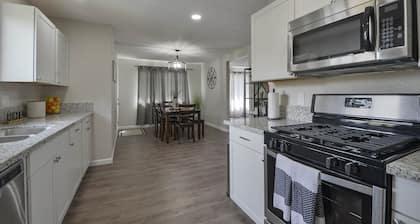 Wonderful 3 bed 2 bath home with plenty of parking