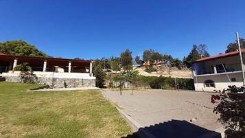 Façana frontal de l'allotjament