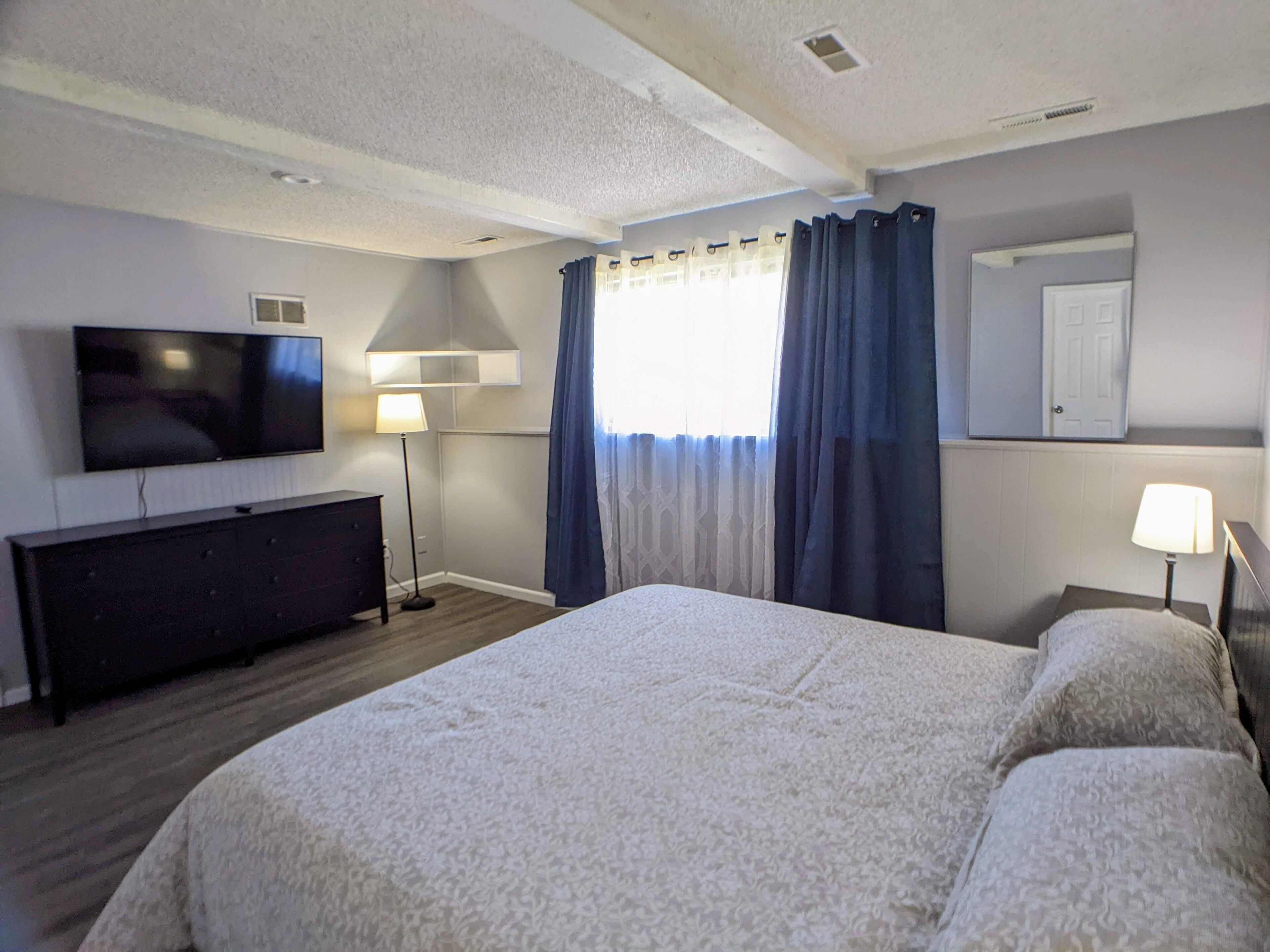 4 chambres, bureau, fer et planche à repasser, Wi-Fi