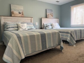 2 chambres, fer et planche à repasser, lit parapluie, Wi-Fi