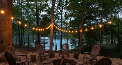 Young@Hart is a Lakefront home w/ Covered Dock, Game Room, 4 Kayaks & Hot Tub!!