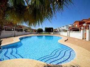 Pool - Lovely apartment in villa for 8 guests with pool, A/C, WIFI, TV and terrace (Calpe)