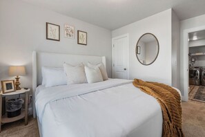 4 dormitorios, escritorio, wifi gratis y ropa de cama