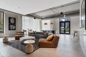 TV, stereo, offices - 2BR Retreat in Downtown + City Skyline Views (Chicago)