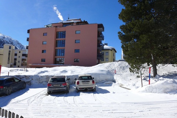 Eigentum, Himmel, Schnee, Auto, Rad, Fahrzeug, Gebäude, Fenster