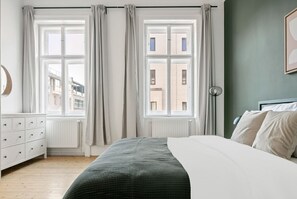 1 bedroom, iron/ironing board, WiFi, bed sheets