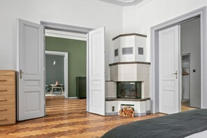 4 makuuhuonetta, silitysrauta/-lauta, Wi-Fi, vuodevaatteet