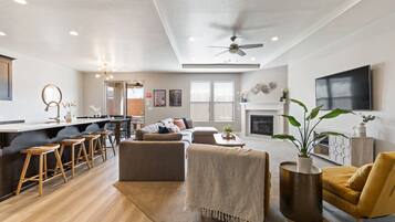 House, 3 Bedrooms | Interior