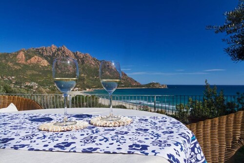 Wohnung mit einer atemberaubenden Aussicht, weniger Schritte vom Strand