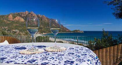 Wohnung mit einer atemberaubenden Aussicht, weniger Schritte vom Strand
