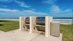 Property grounds - Castle Reef 205 beautiful, bright ocean views! (New Smyrna Beach)