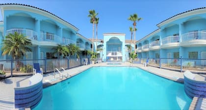 Casa Bella Hotel and Suites
