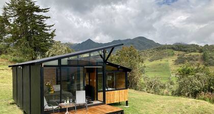 Cabin with private Jacuzzi in La Calera-Cundinamarca. Caneiros Cabin