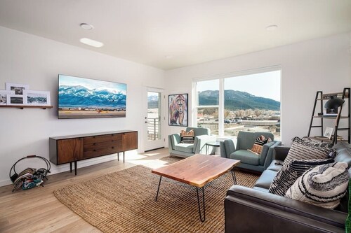 Artist Inspired Loft at Yellowstone Bend.