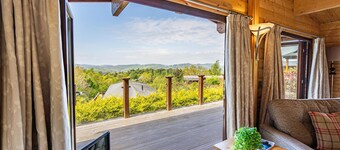 Screel View -  a lodge that sleeps 6 guests  in 3 bedrooms