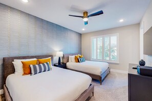 5 bedrooms, iron/ironing board, WiFi, bed sheets