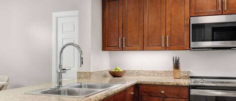 Full Kitchen
