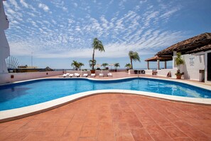 Outdoor pool, a rooftop pool