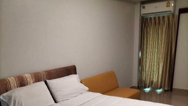 Unclassified image, 1 of 18, button - Roseate Bangkok (Bangkok)