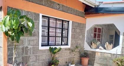 Comfy and Serene 1-Bedroom minutes from lake Naivasha with a lake view ,Perfect