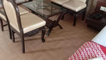 Super Deluxe Room | 1 bedroom, free WiFi