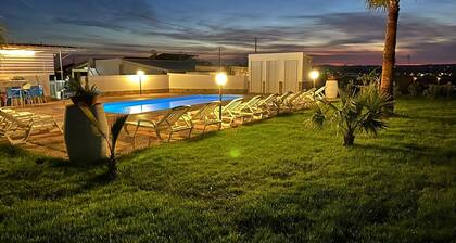 Villa "Casa Vacanza Errante" with Sea View, Pool & Wi-Fi