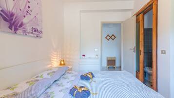 2 habitaciones, tabla de planchar con plancha y wifi gratis