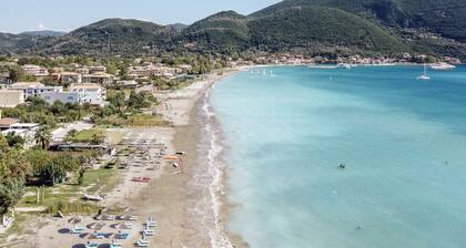 Holiday Apartment 'Apostolos Apartment 2' Close to Beach with Sea View