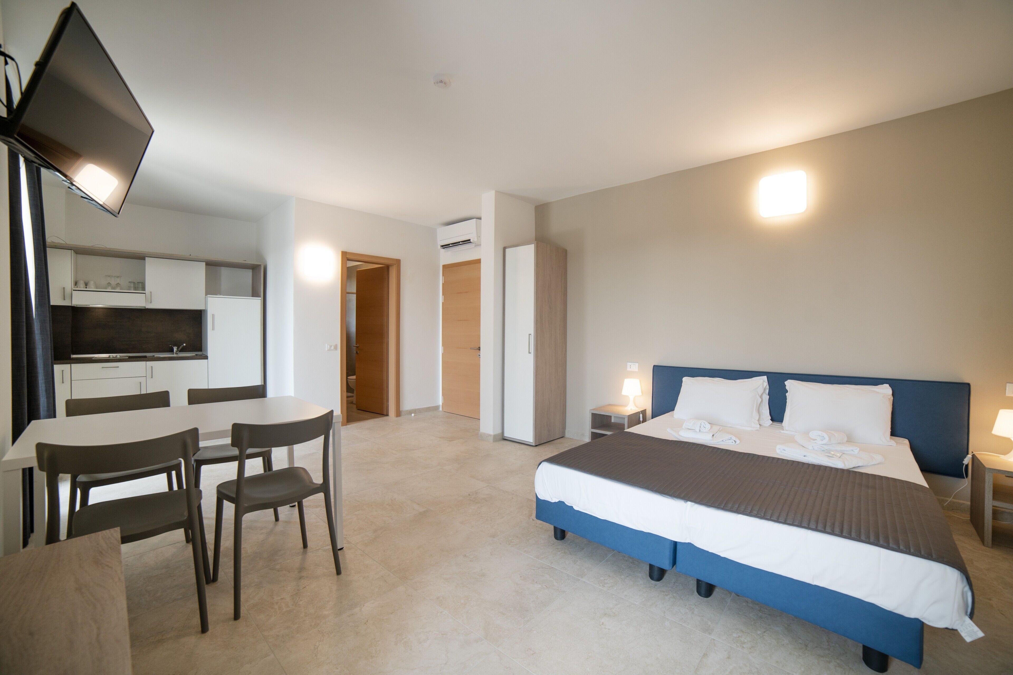 1 bedroom, free WiFi, bed sheets