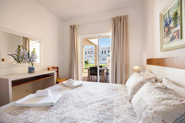 2 Schlafzimmer, Bügeleisen/Bügelbrett, kostenloses WLAN, Bettwäsche