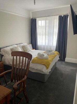 Standard Double Room, Ensuite | Bathroom