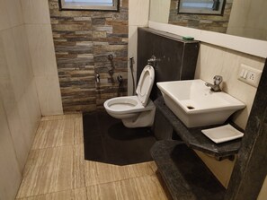 Towels - Hotel Praveen International (Ambernath)