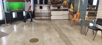 Hotel Praveen International