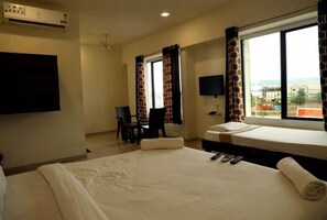 Deluxe Room | Desk, free WiFi - Hotel Krushna Express Inn (Nashik)