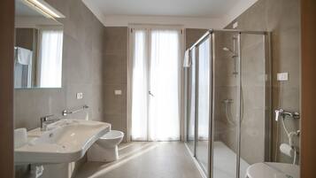 Dusche, HandtĂŒcher