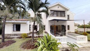 Fachada da propriedade