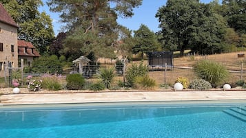 Piscine extérieure, piscine chauffée