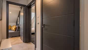 Superior Apartment, Private Bathroom (2 bedroom) | Interior
