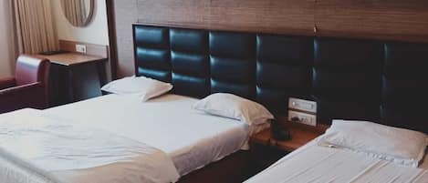 1 bedroom, rollaway beds, bed sheets