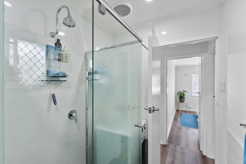 *A1 location & lifestyle @ tranquil seaside shores — image 13